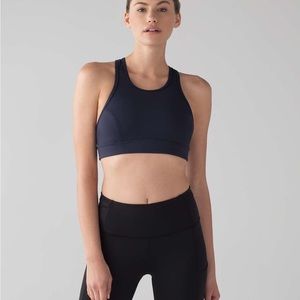 Lululemon Pace Perfect Bra, size 6 in Midnight Navy